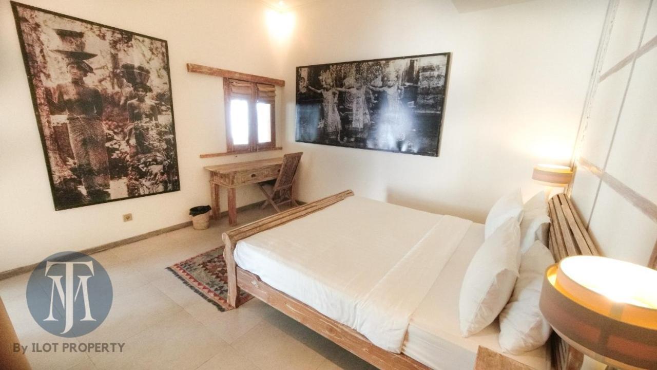 Oberoi 2 Bedrooms Villa *