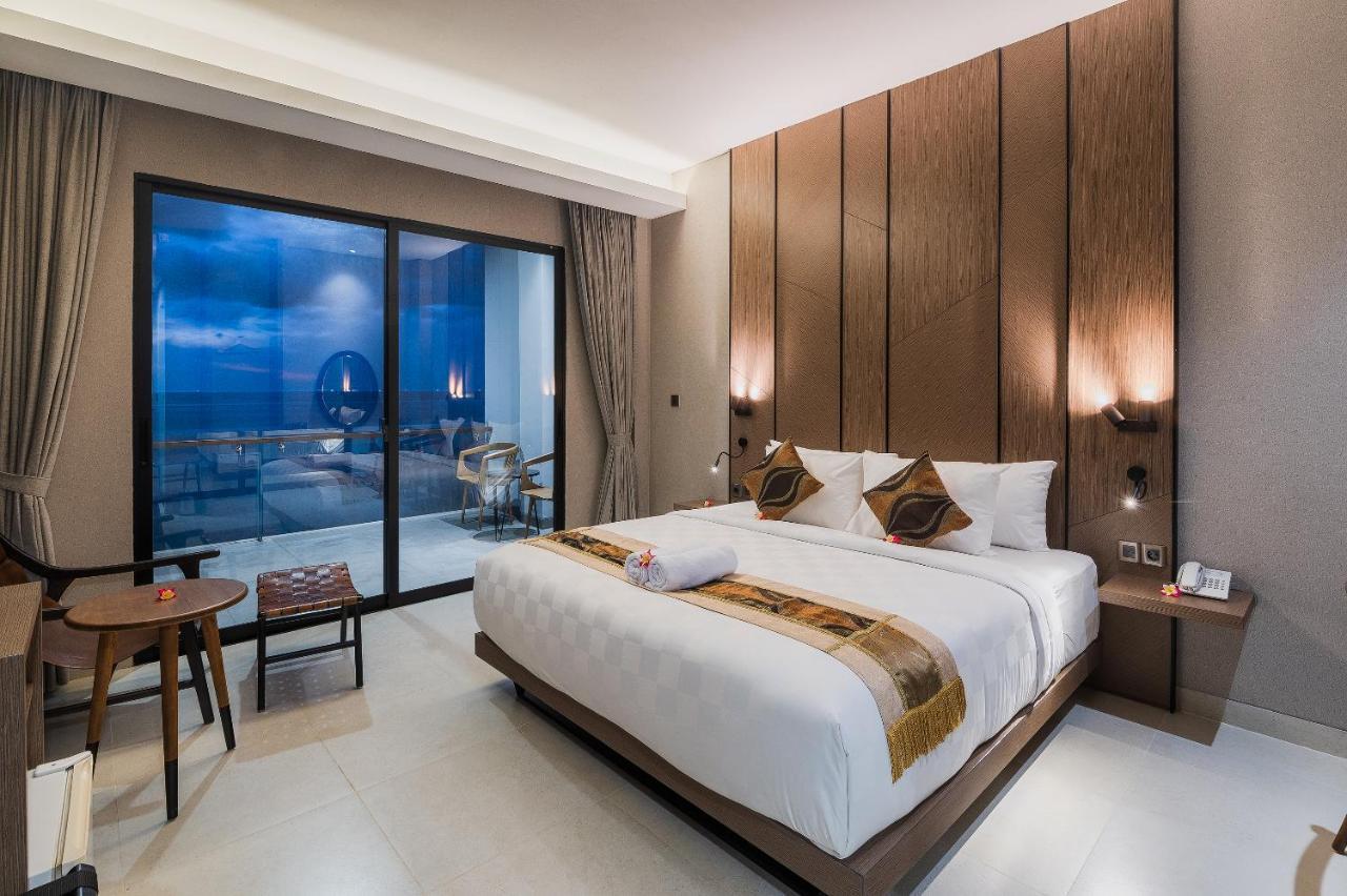 Padmasari Hotel 4*