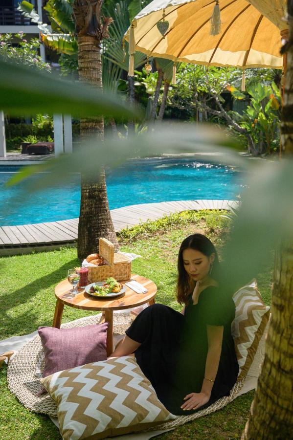 Kokonut Seminyak Resort 4*