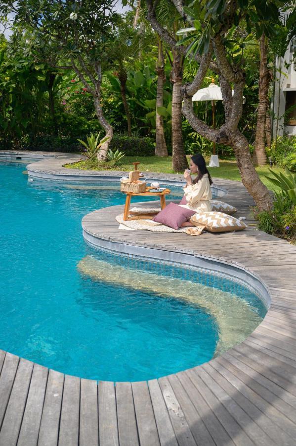 Kokonut Seminyak Resort 4*