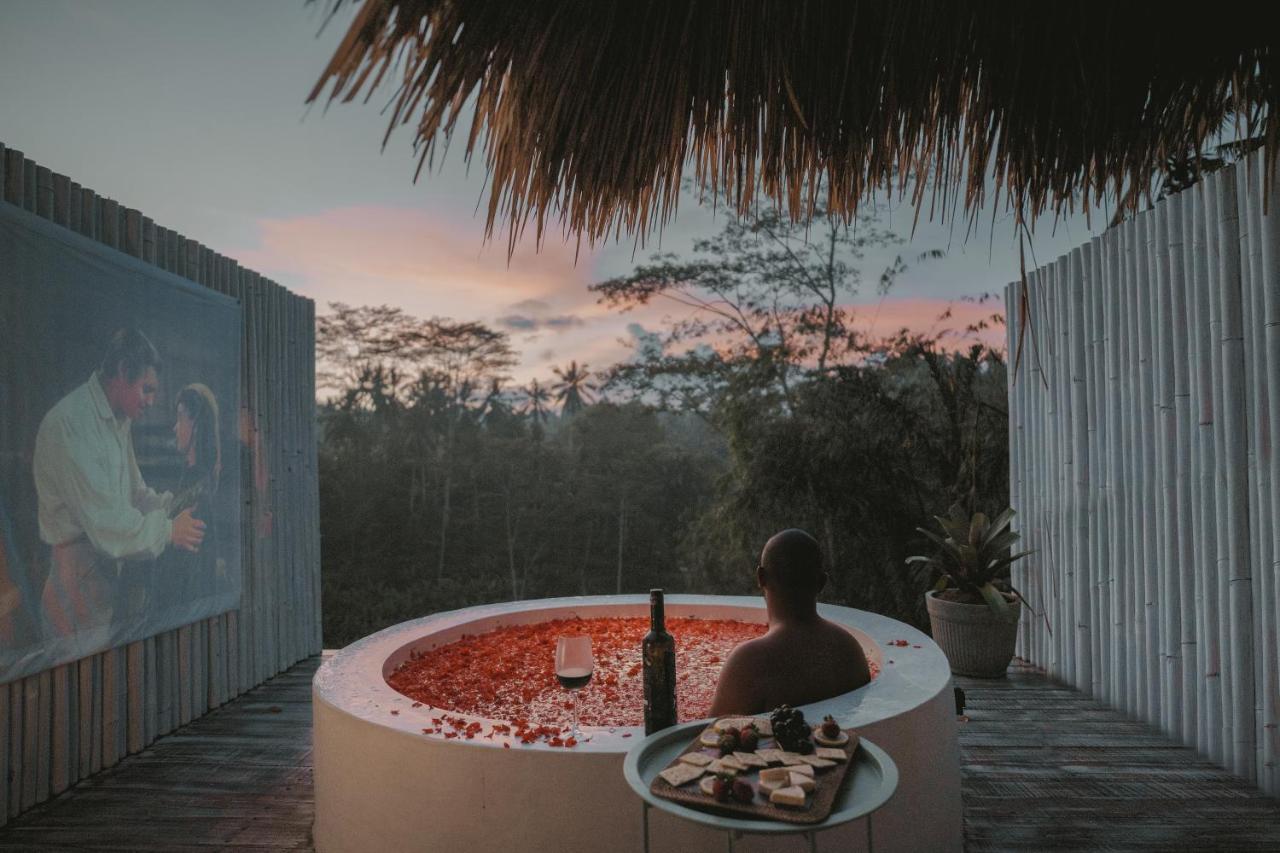 Woywoy Escape Bresela Adults Only Resort *