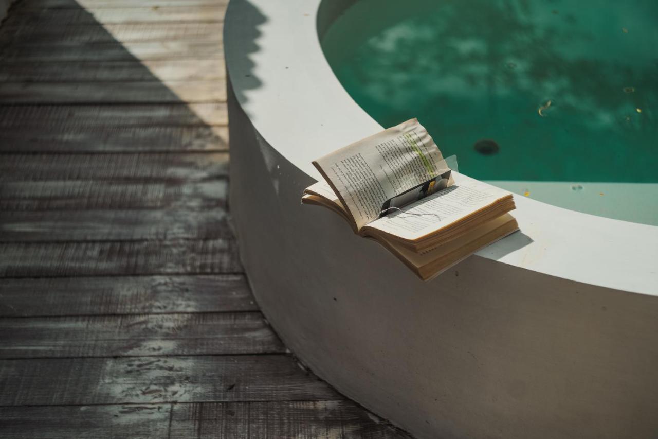Resort Woywoy Escape Bresela Adults Only