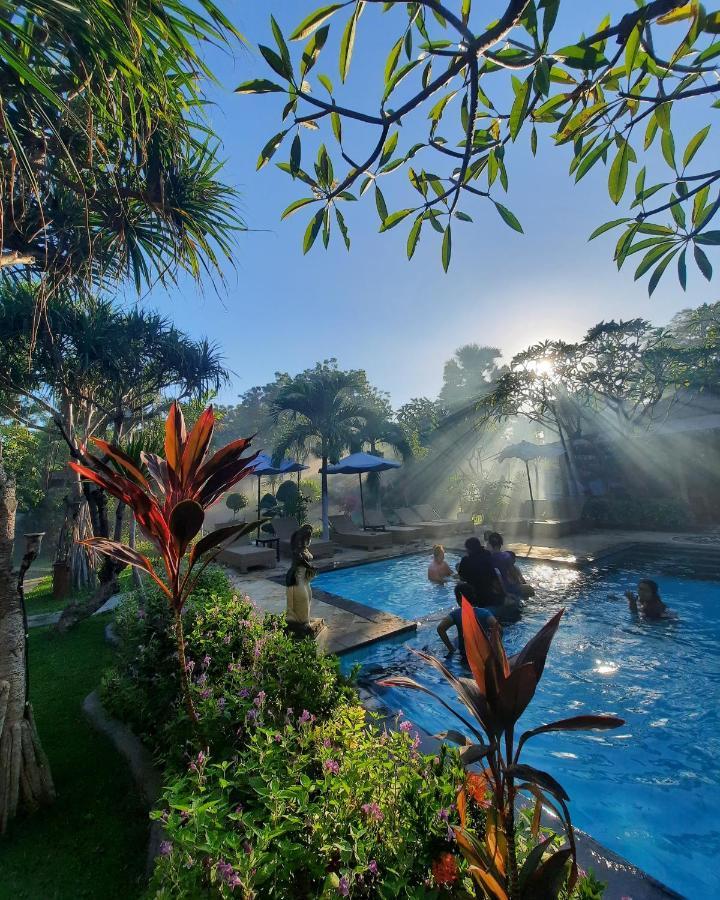Tirta Sari 3*