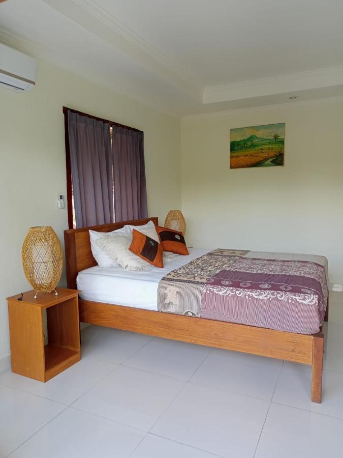Karta House Wisma tamu *