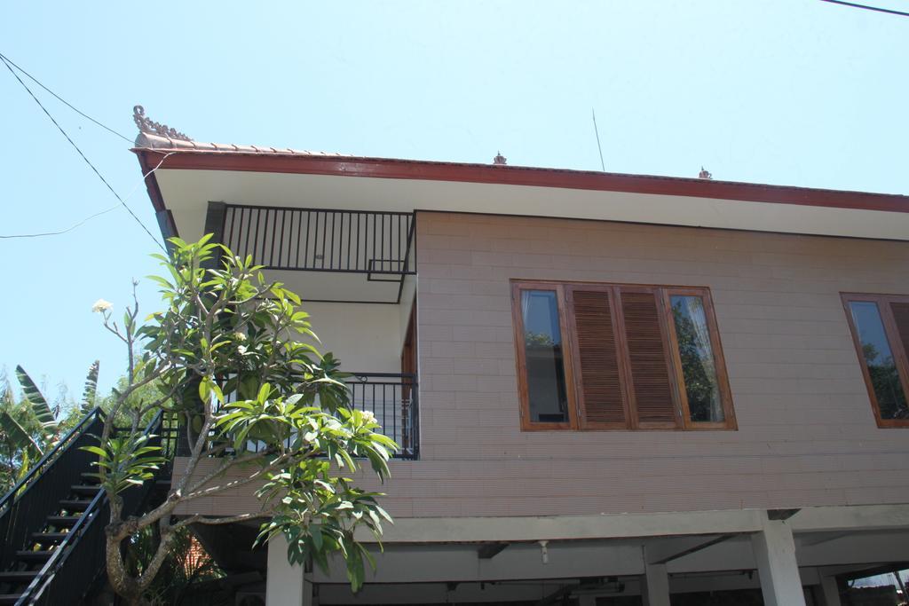 Hasan Guest house *