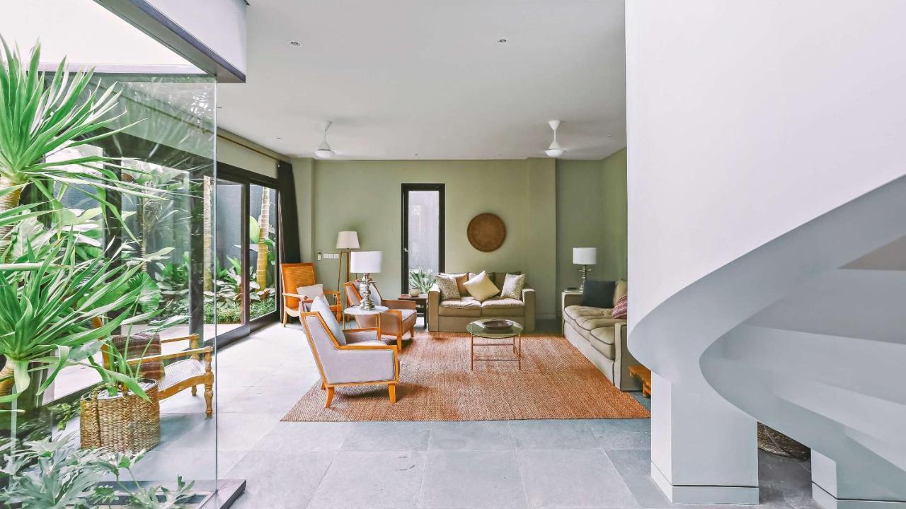 Ixora * Canggu (Bali)