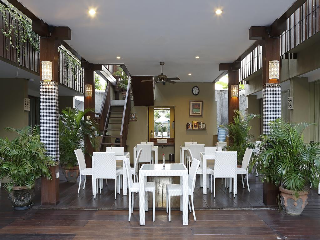 Devata And Hotel Legian (Bali)