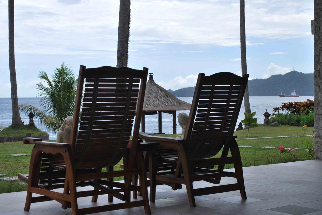 Sea Breeze Resor 4*