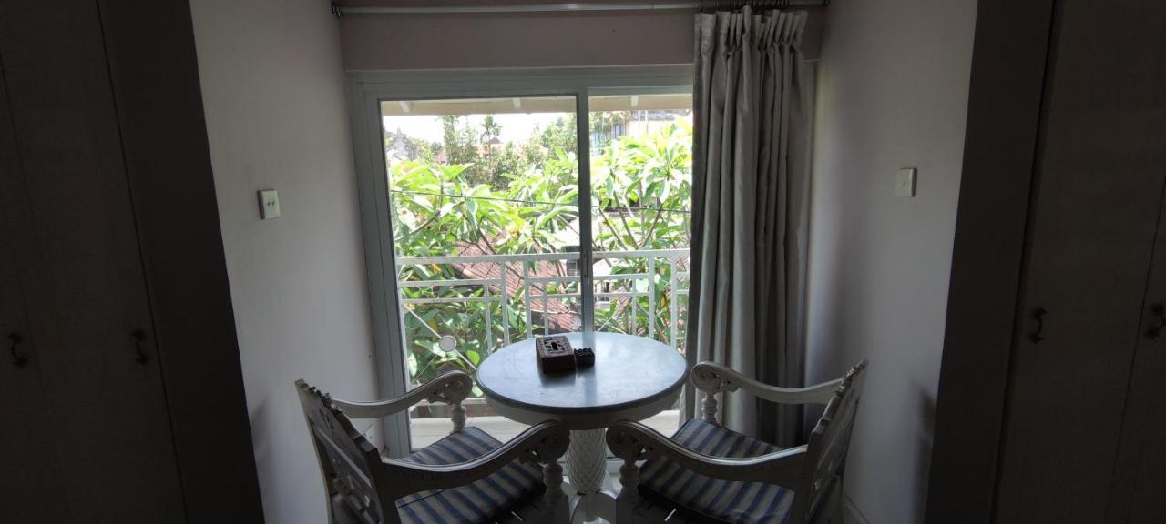 Hotel Mumbul