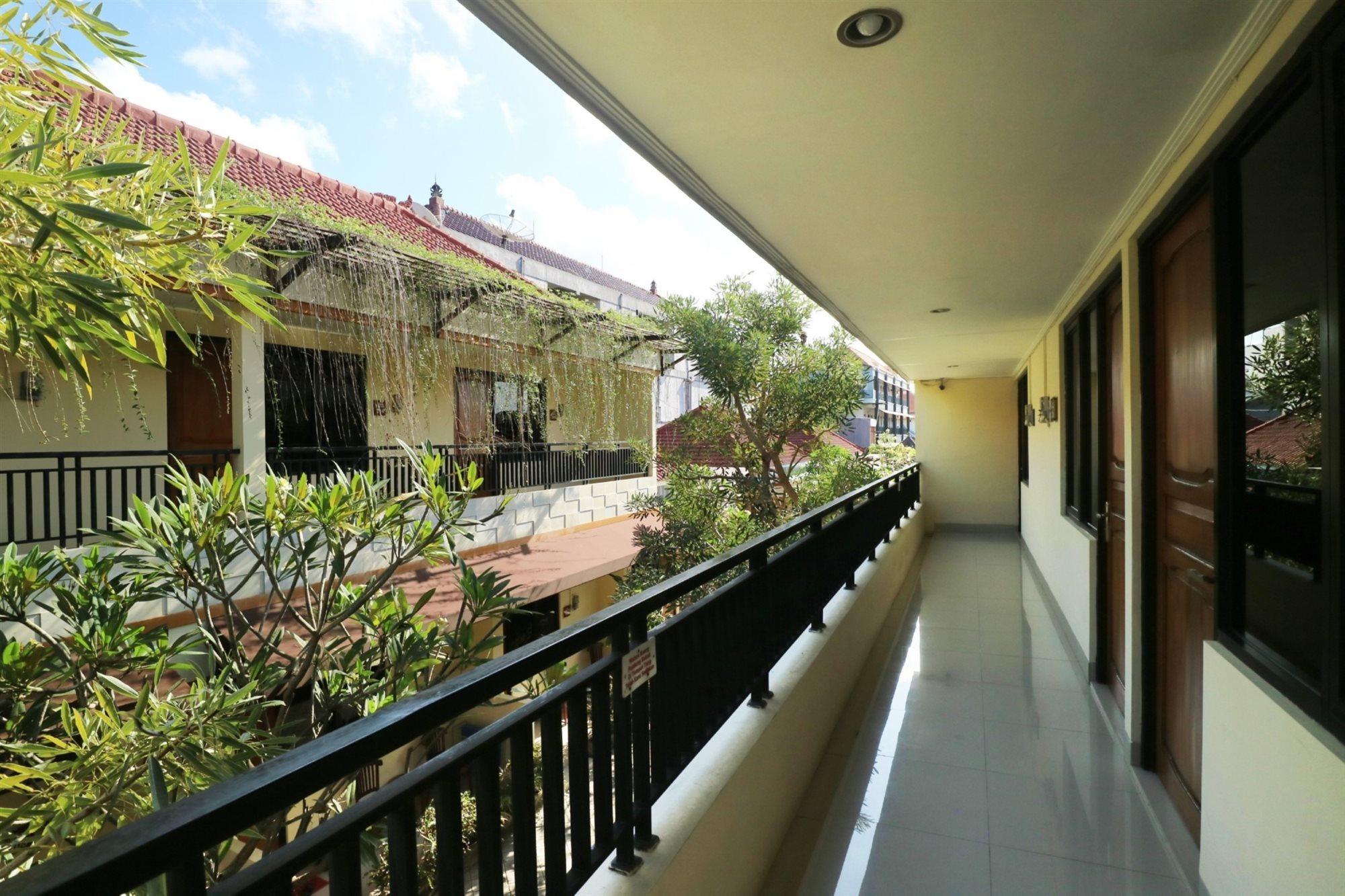 Hotel Dee Denpasar (Bali)
