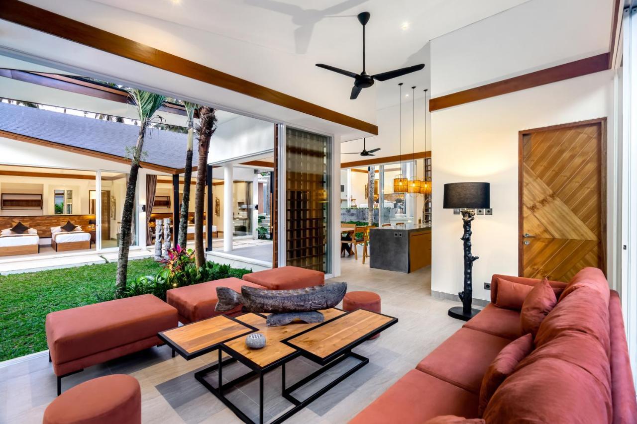 Villa Crazy Roof By Balisuperhost