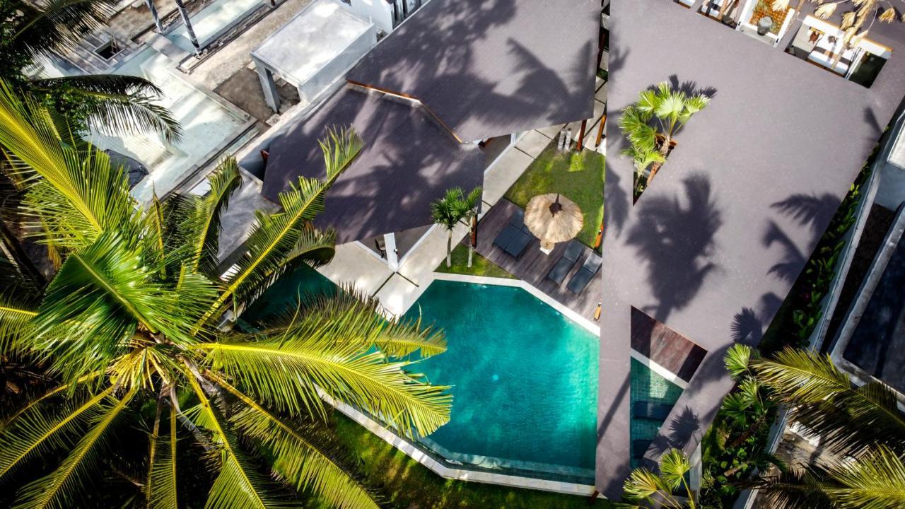 Crazy Roof By Balisuperhost *