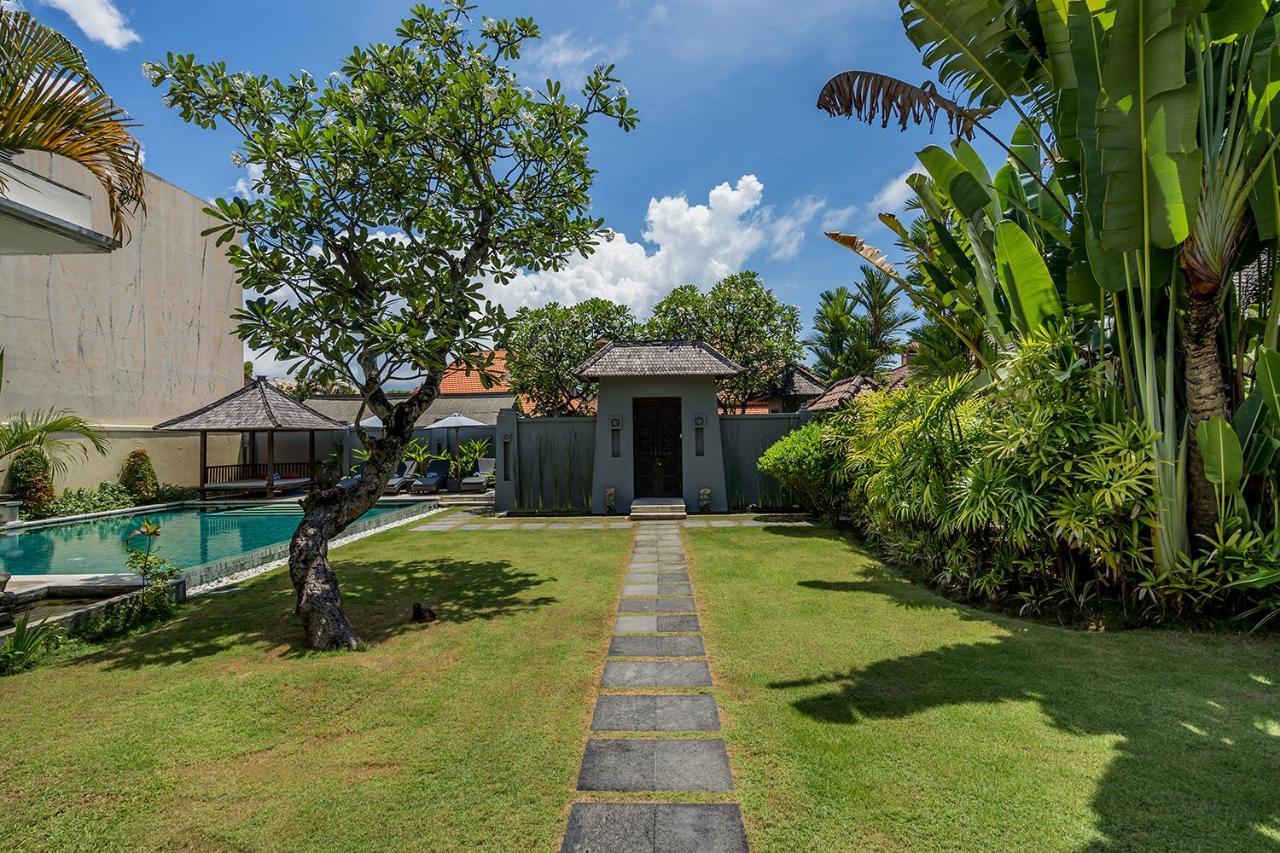 Bali Lotus