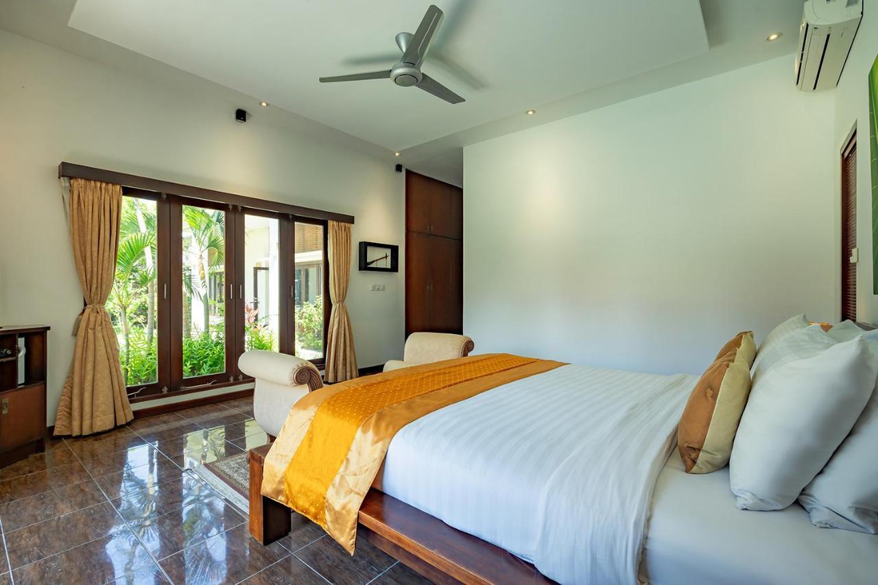 Bali Lotus Villa *