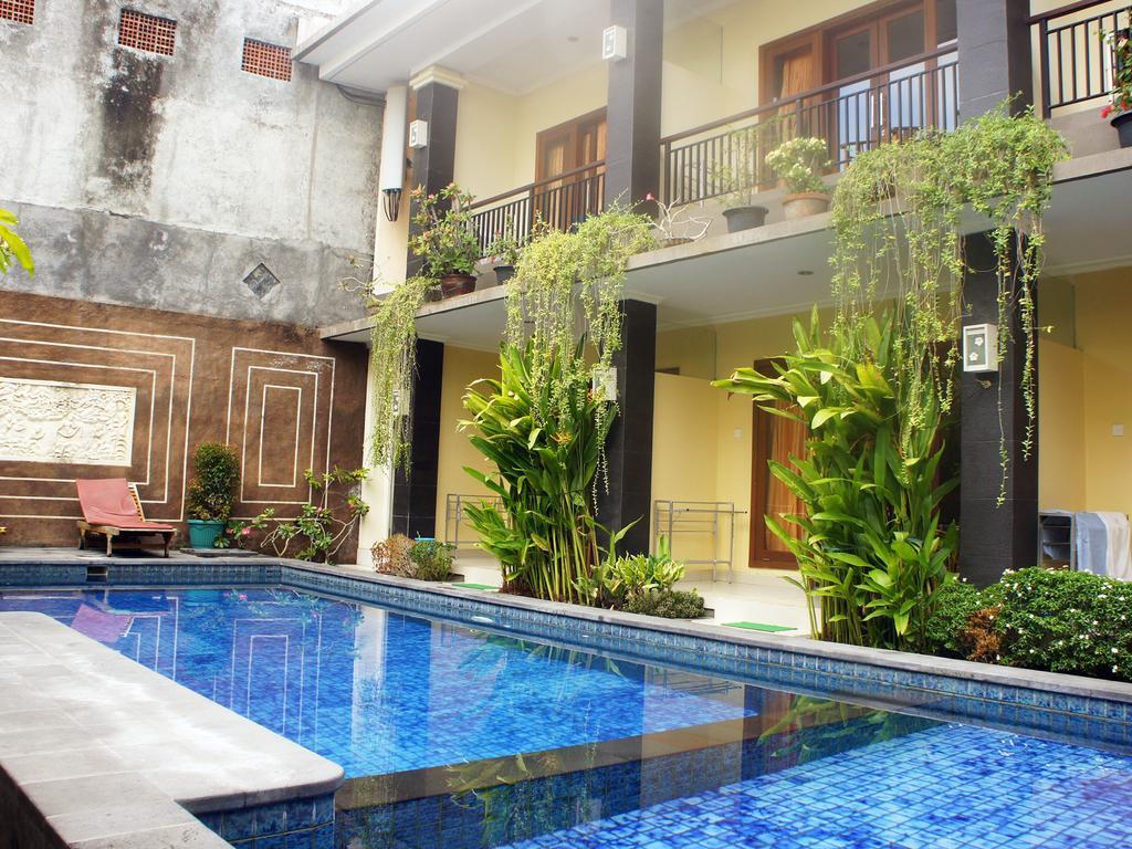 Waringin Homestay Guest house