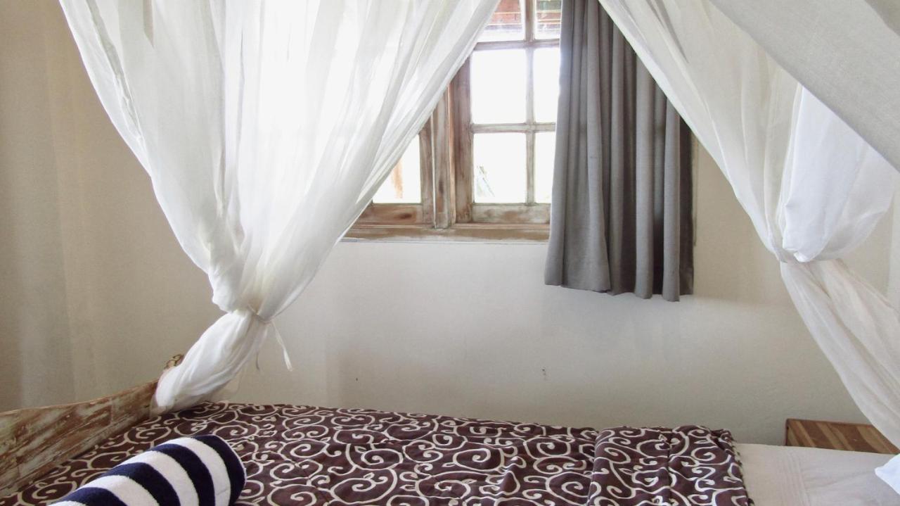 Dikaloha Surfschool And Guest house