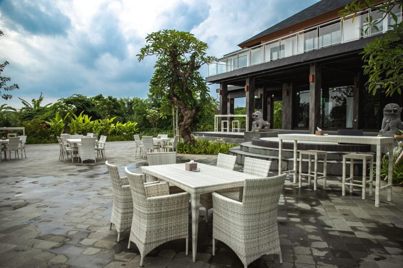 Villa Kori Maharani & Keramas