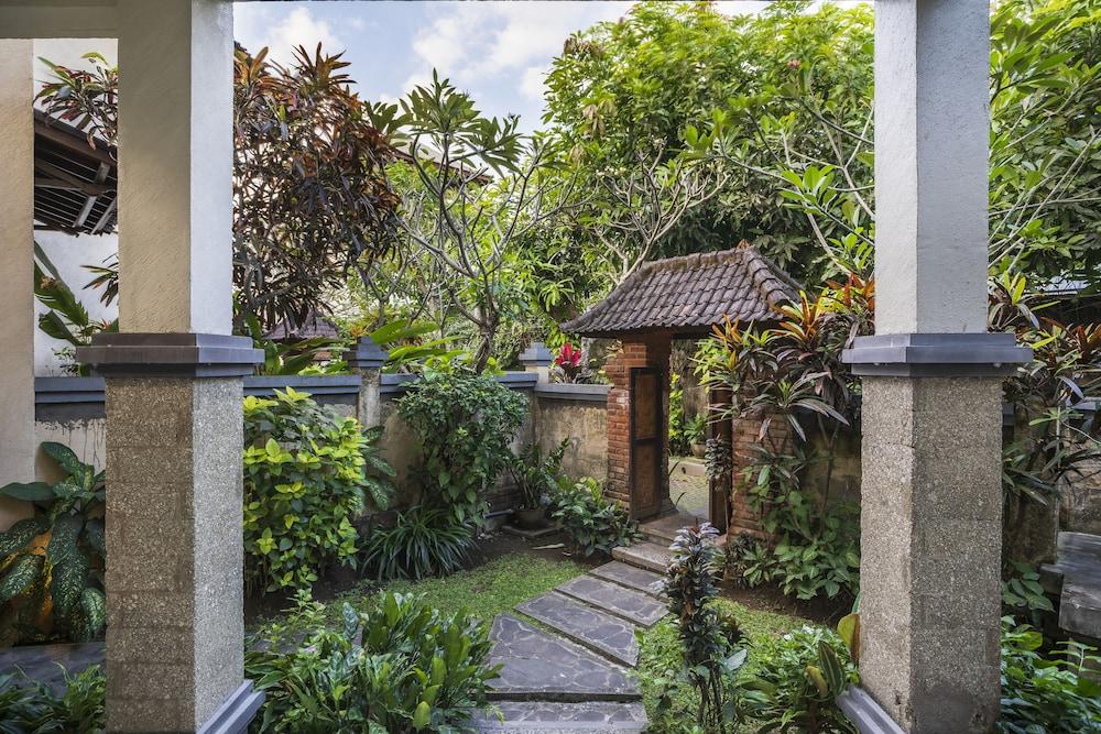 Bali Ayu & Kuta (Bali)