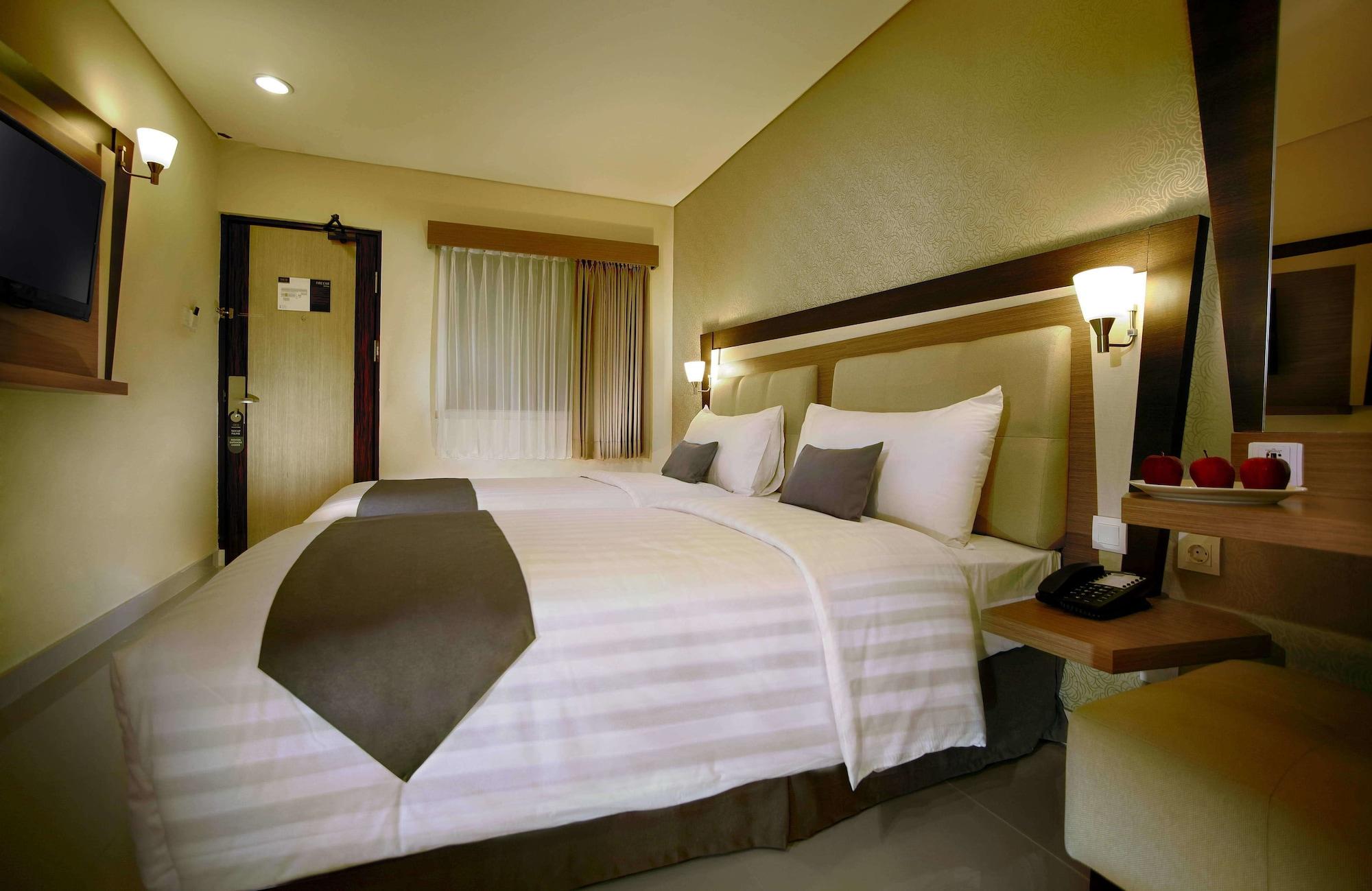 Neo - Kuta, Jelantik Hotel 3*