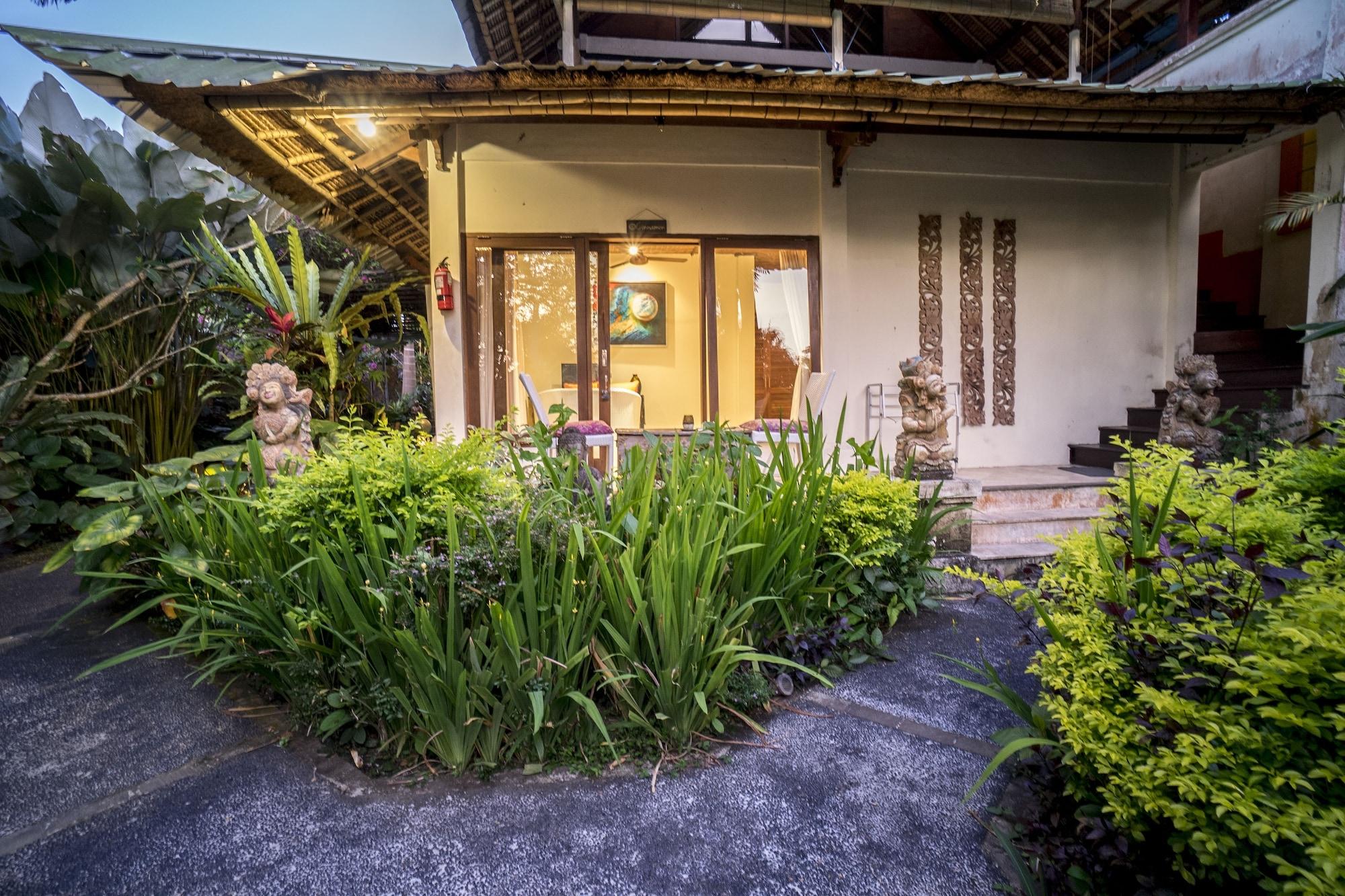Gajah Biru Guest house 3*