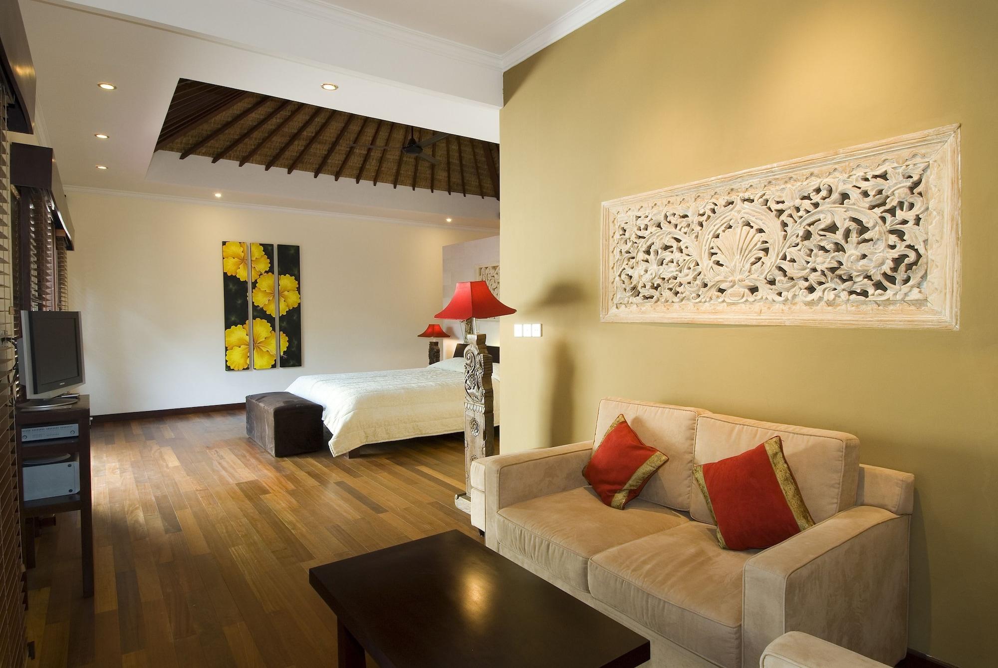 Ellora Hotel 4*