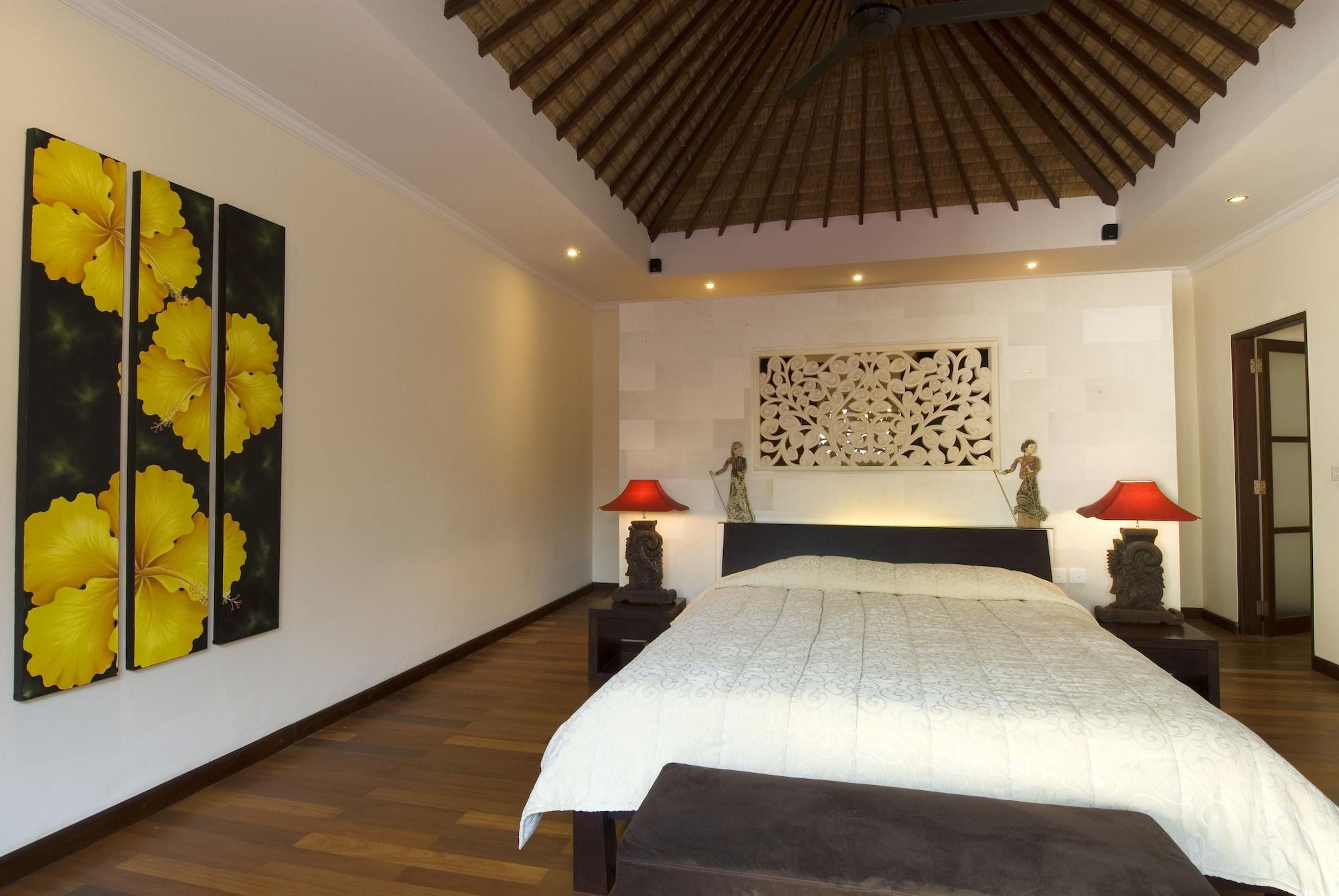Hotel Ellora 4*