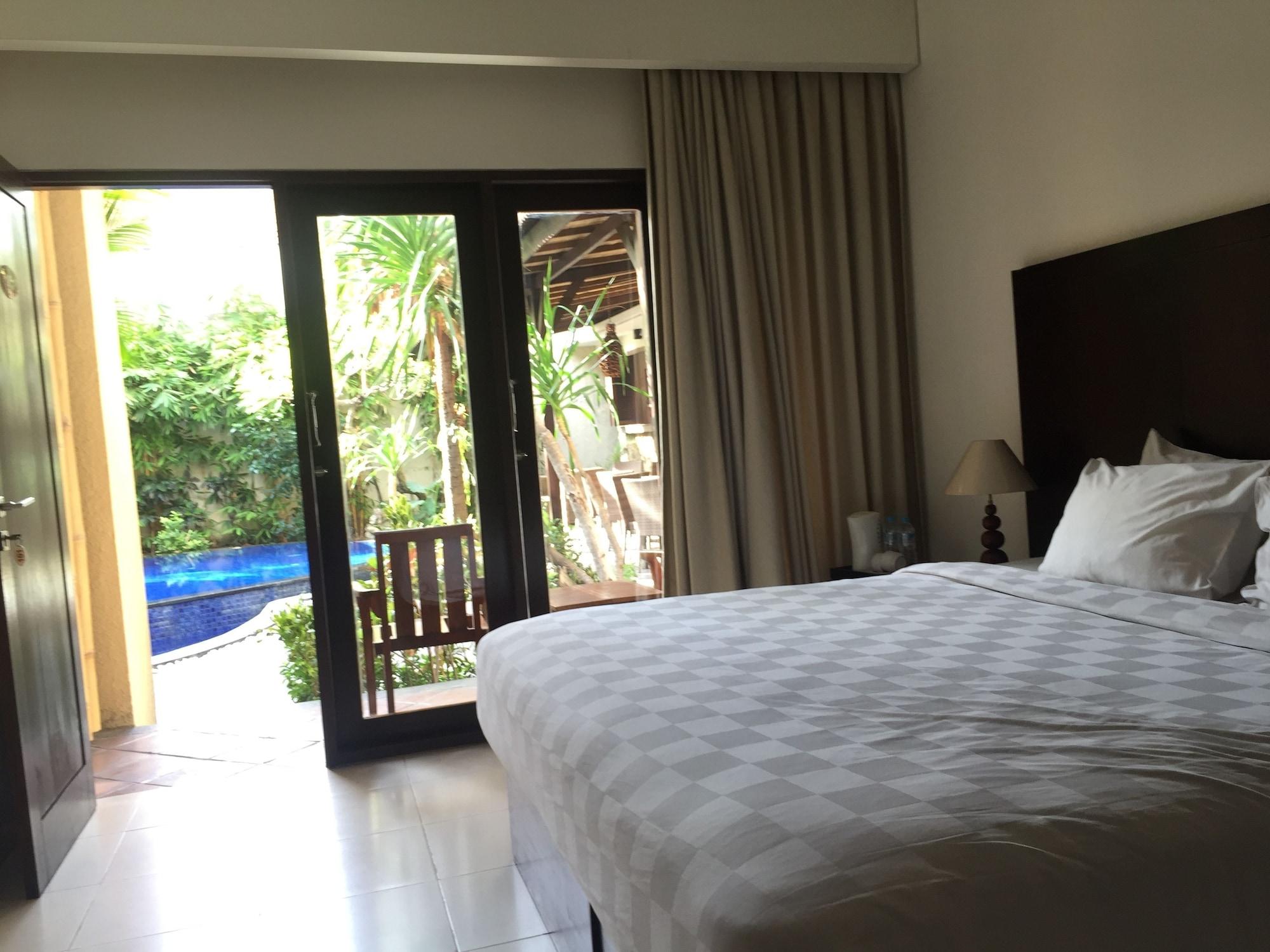 Hotel Suris Boutique 3*