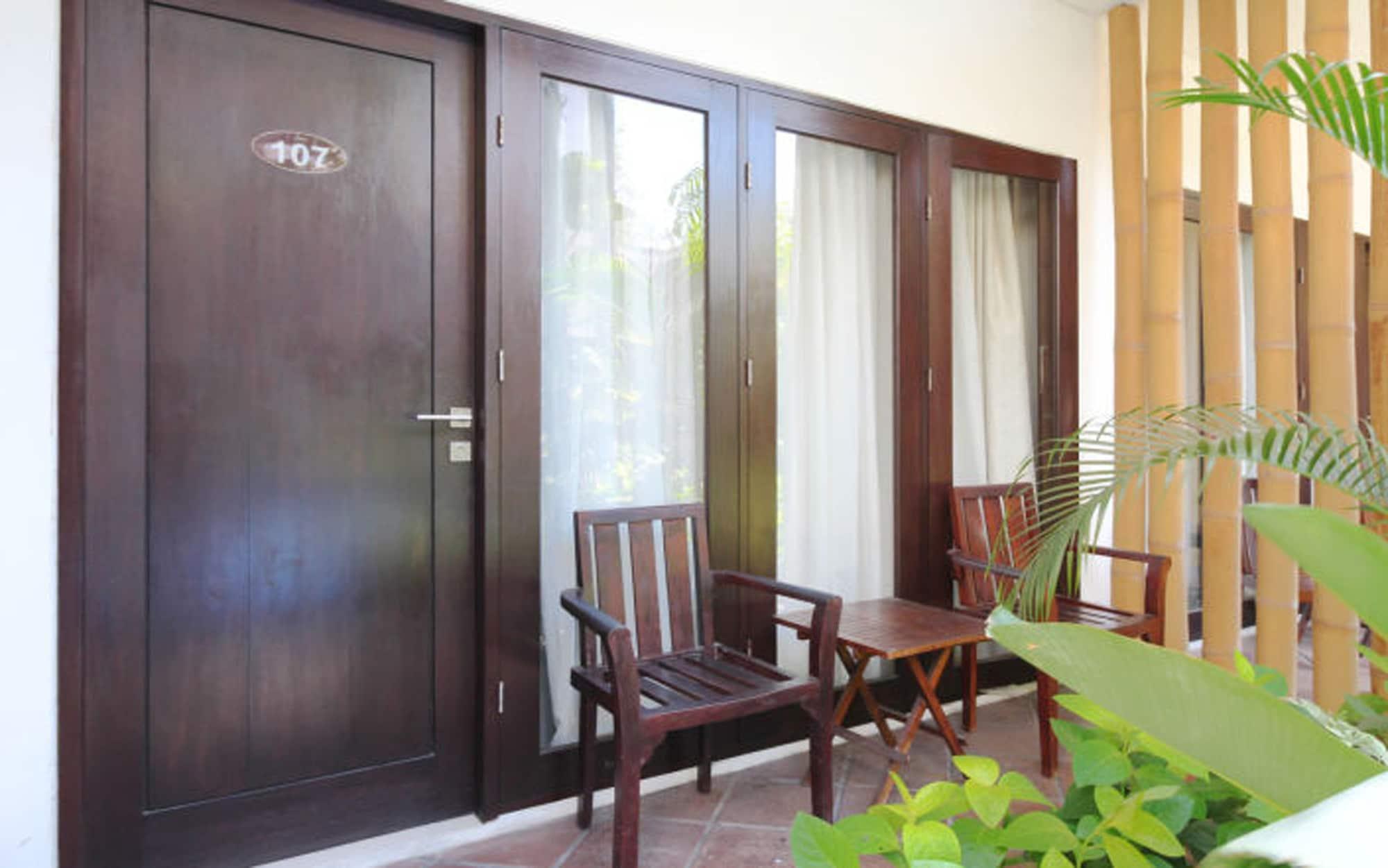 Suris Boutique 3*