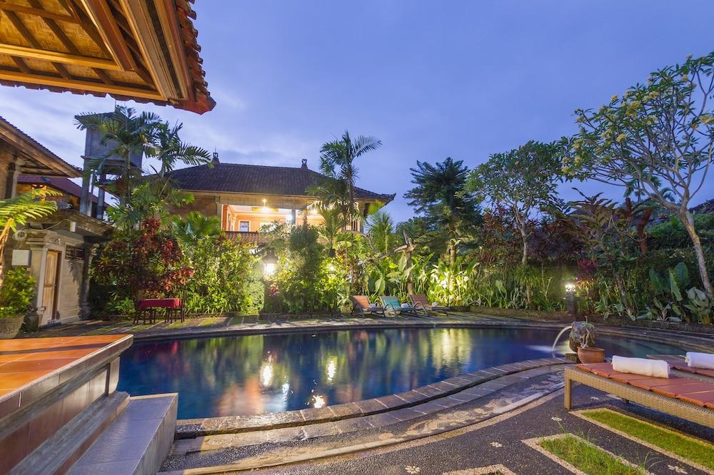 Garden View 3*
