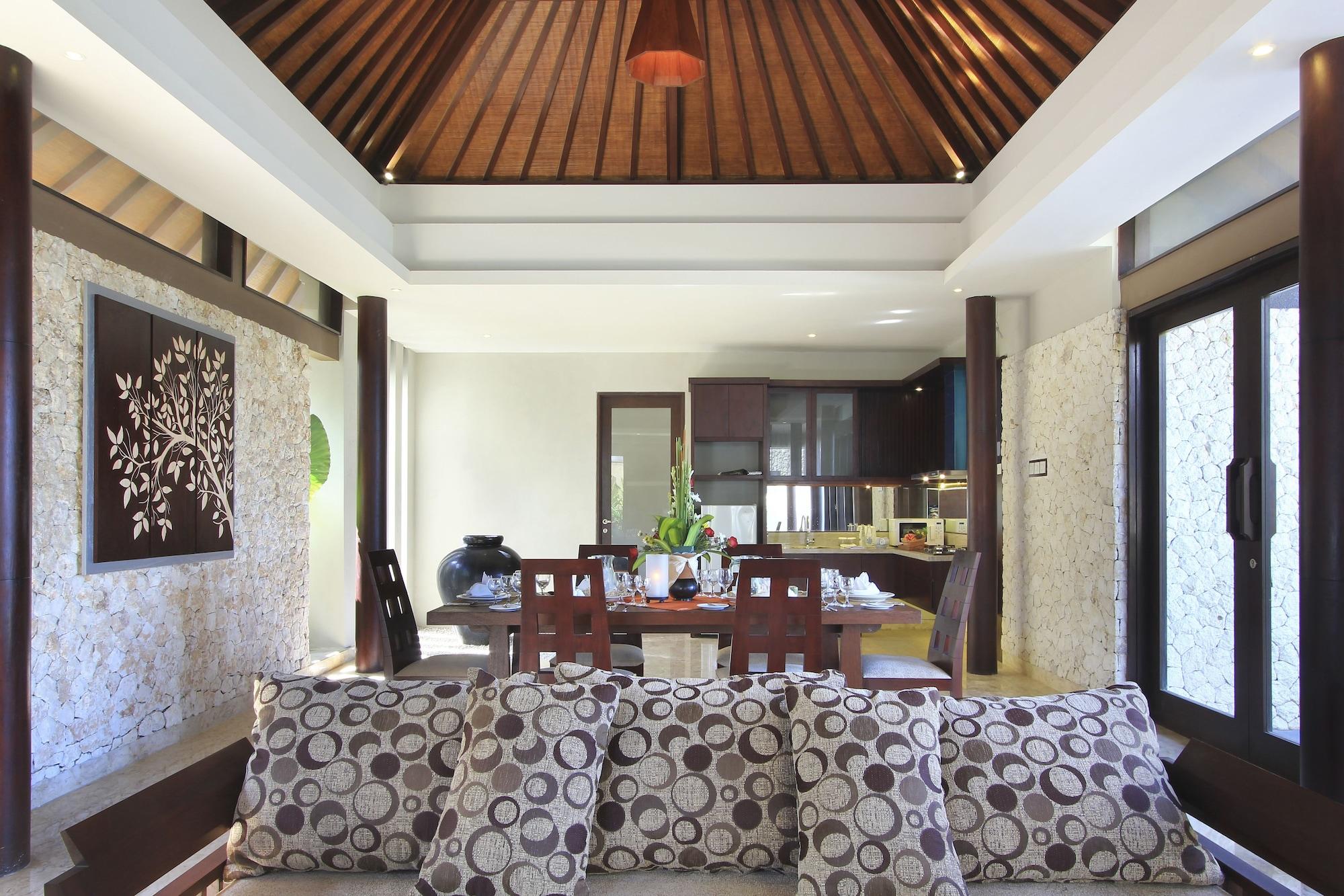 Ulu Segara Luxury & Resort 5*