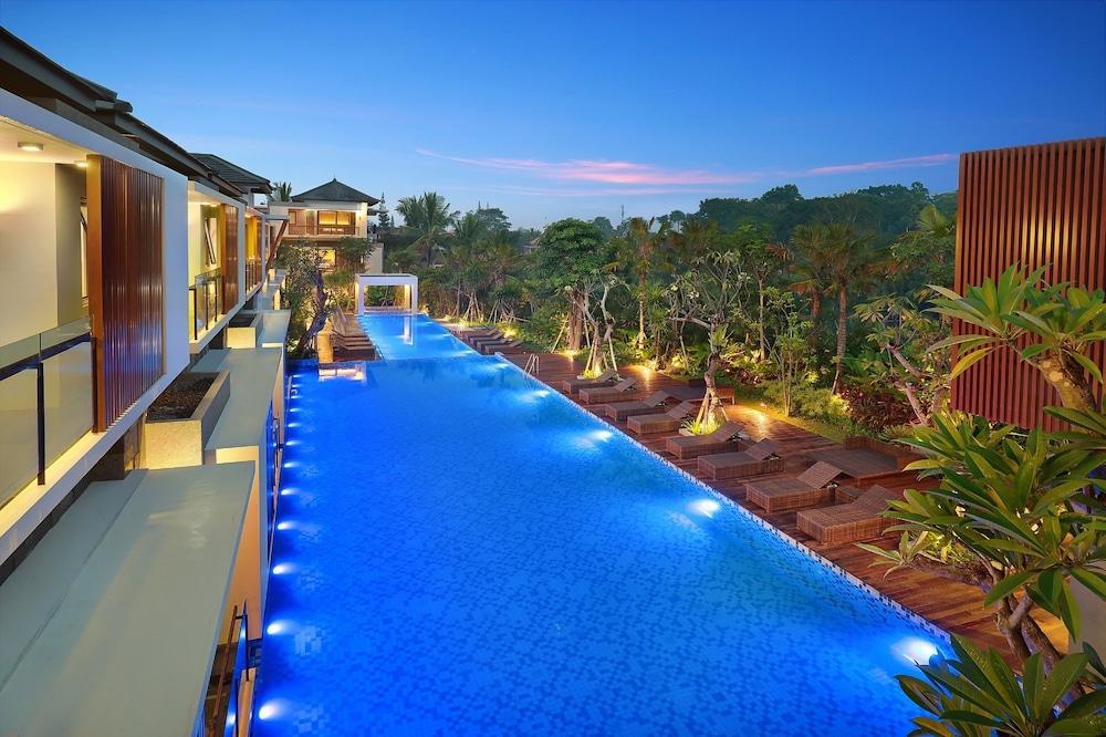Resort Royal Kamuela & At Monkey Forest (adults Only)
