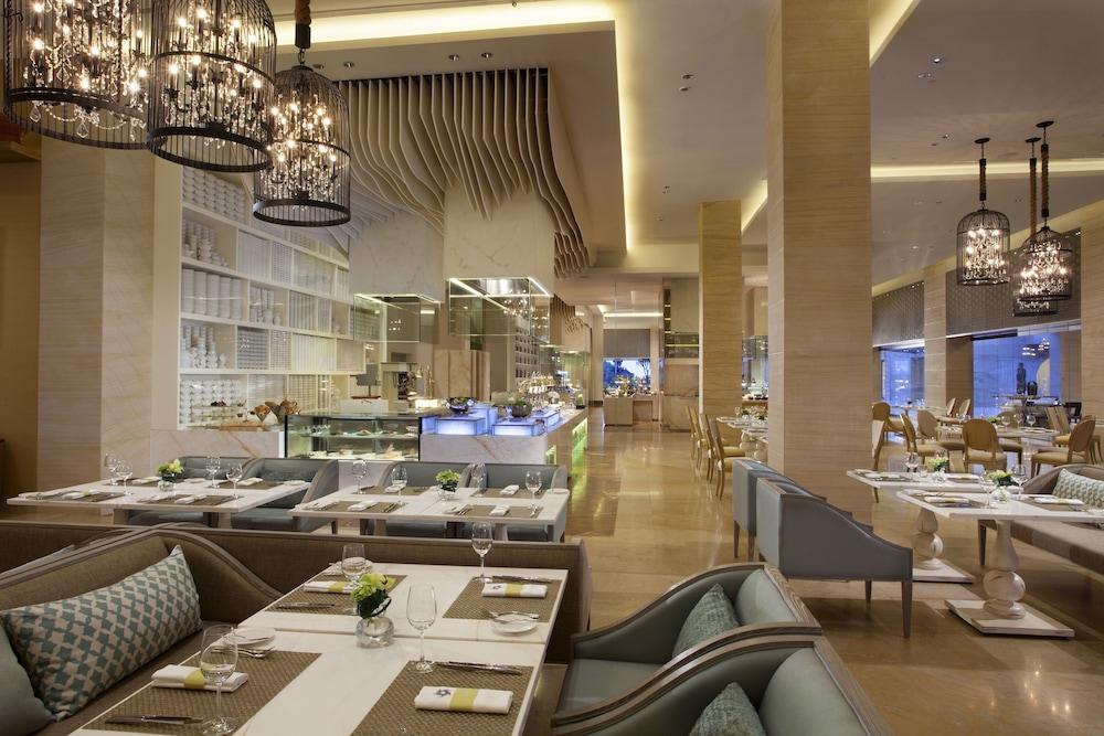 Hotel The Mulia