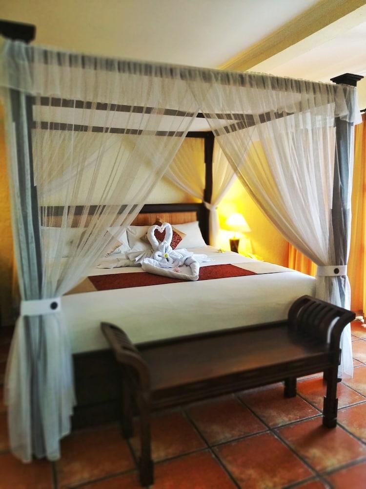 Holiday park Nugraha Seaview & Lovina (Bali)