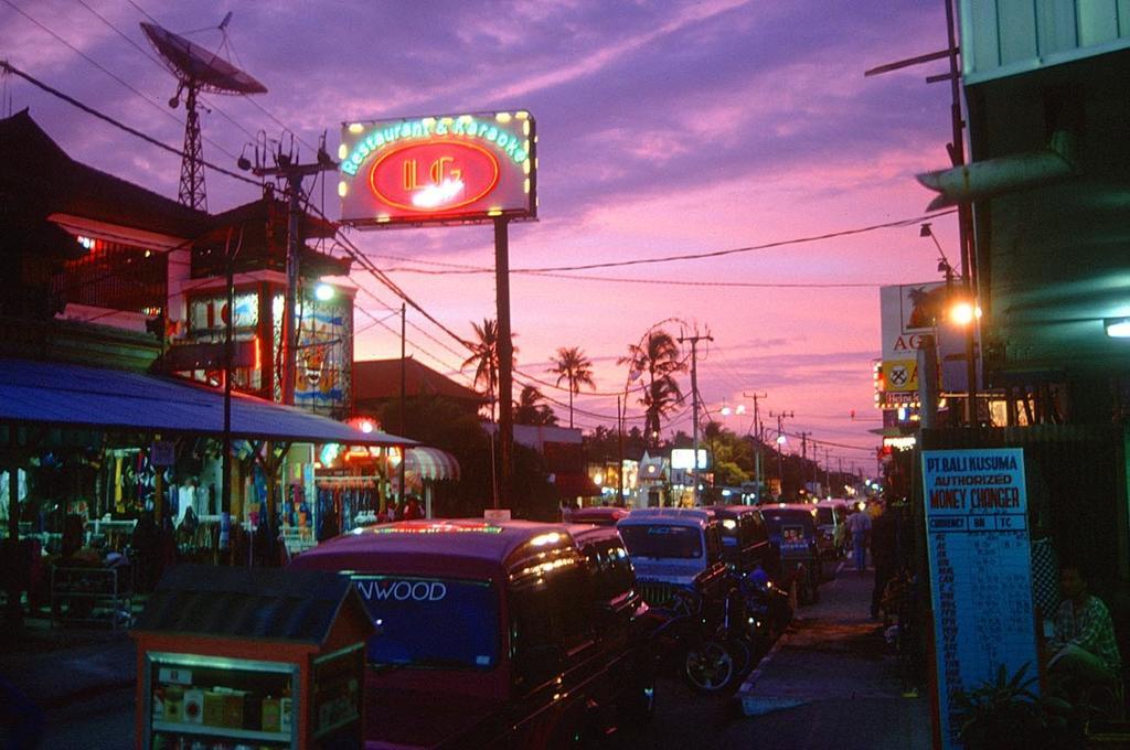 Bali Guest Legian (Bali)