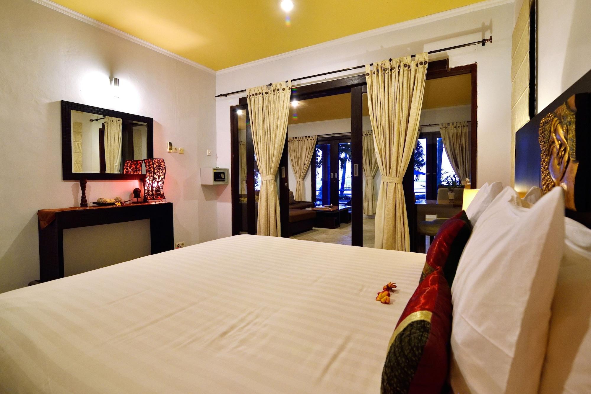 Dolphin Bali Holiday park 3*