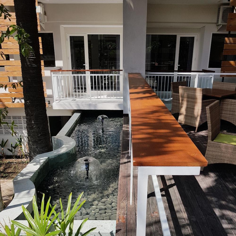 Hotel New Garden View 4*