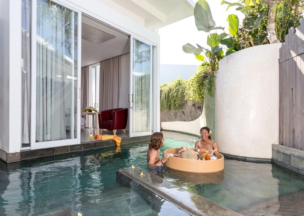 Villa Taman Mesari Luxury Villas-seminyak *