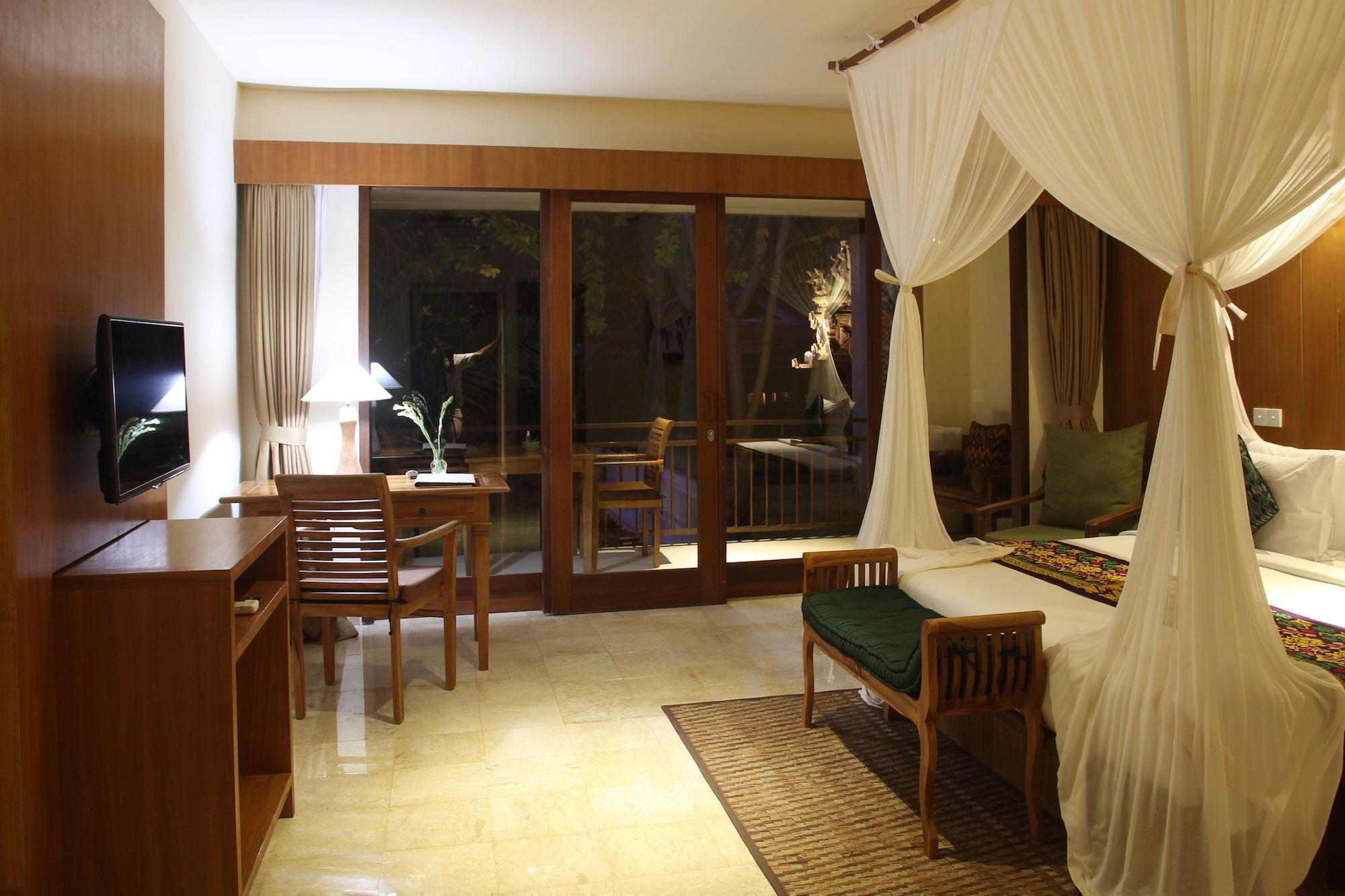 Sapodilla Hotel 4*