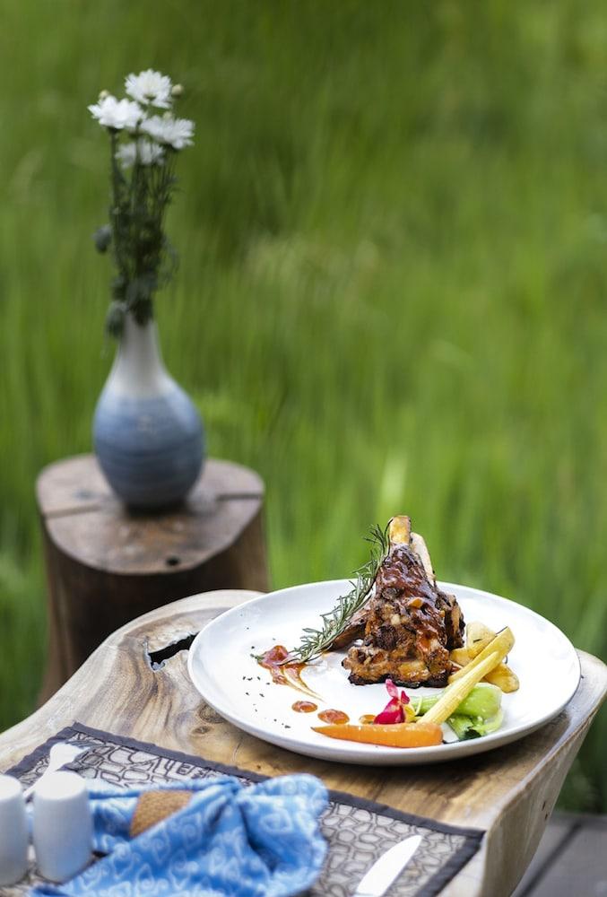 Nau Ubud Villa *