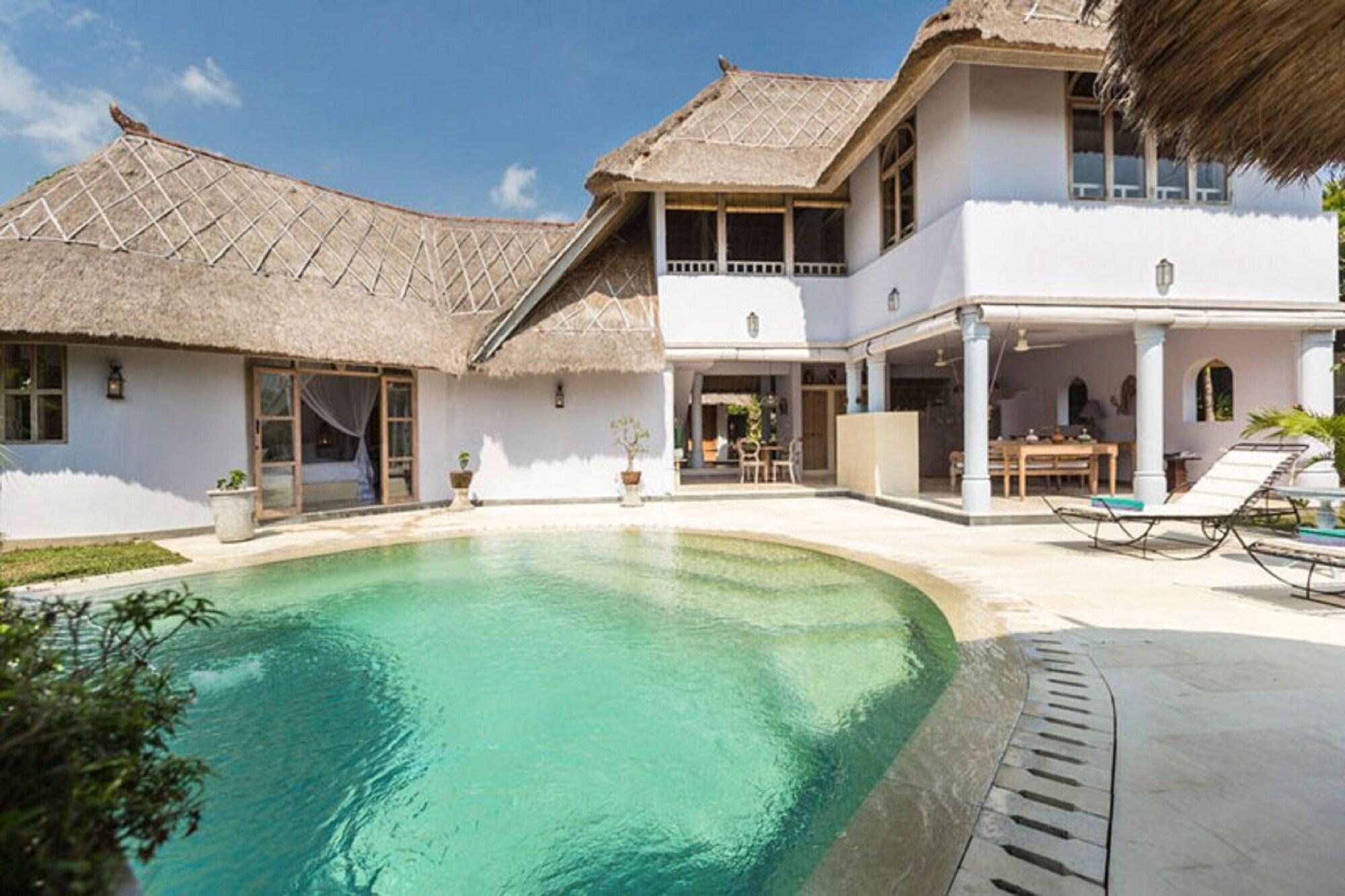 Hacienda Bali Villa *