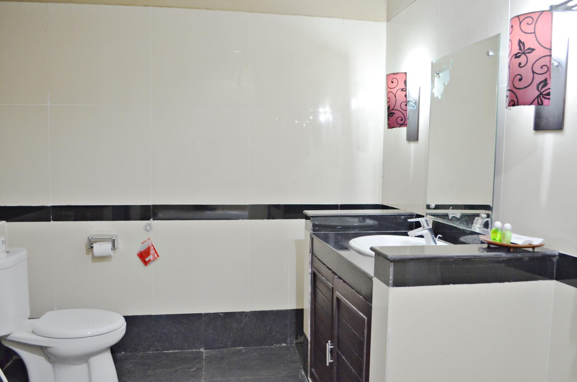Hotel Nirmala & Convention Centre Denpasar (Bali)