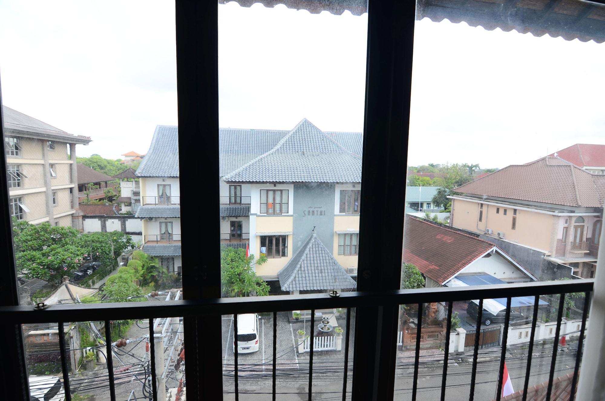 Grand Santhi Hotel 3*
