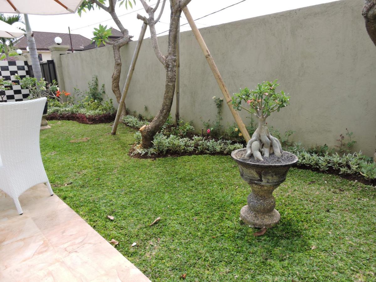 Kartika 2* Lovina (Bali)