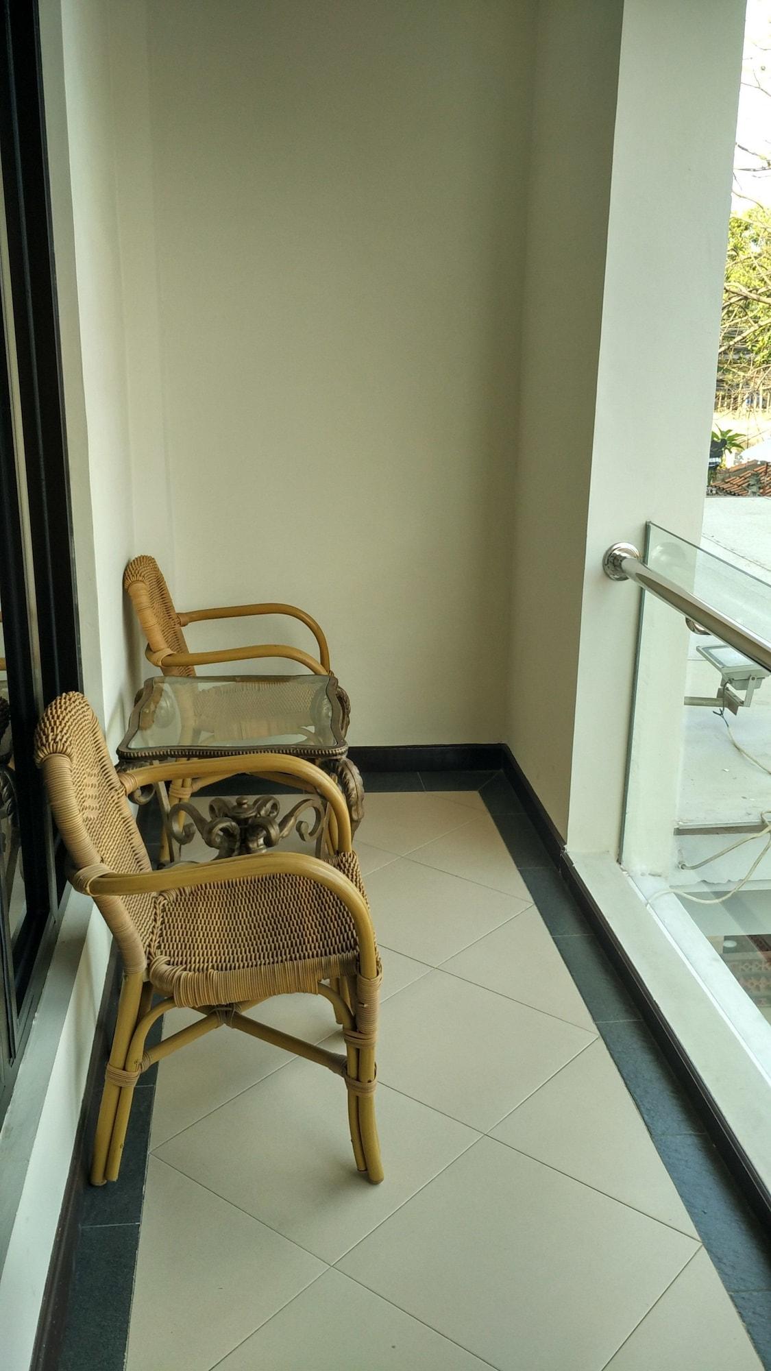 Hotel Maxi Kedonganan