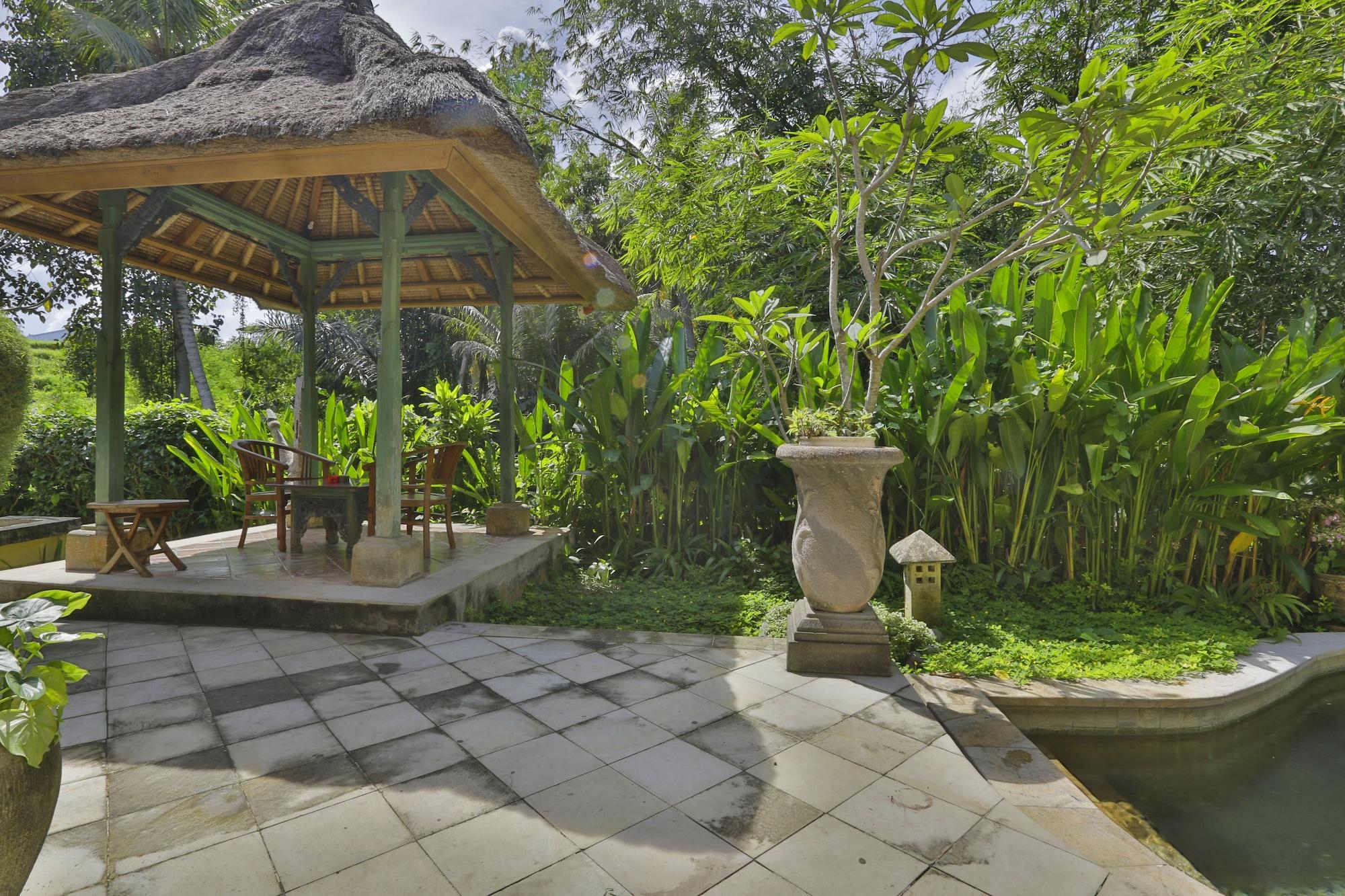 Resor Alam Puri Art Museum & 4*