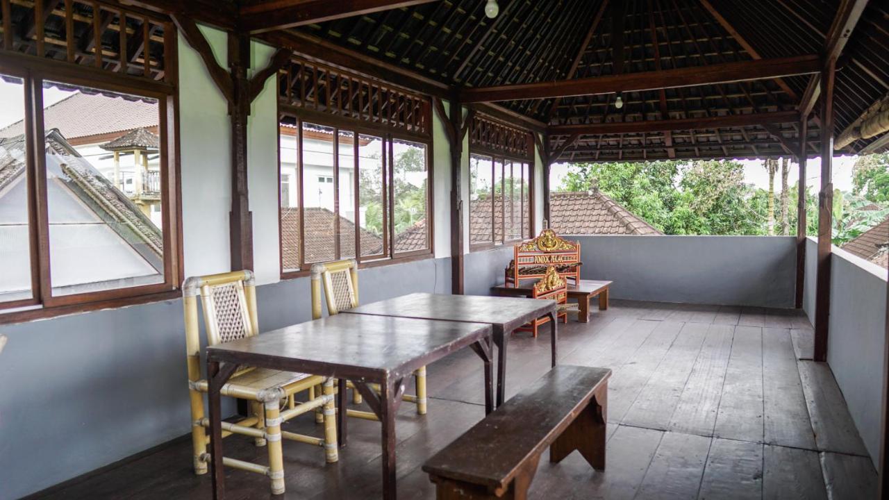 Guest house Pekak