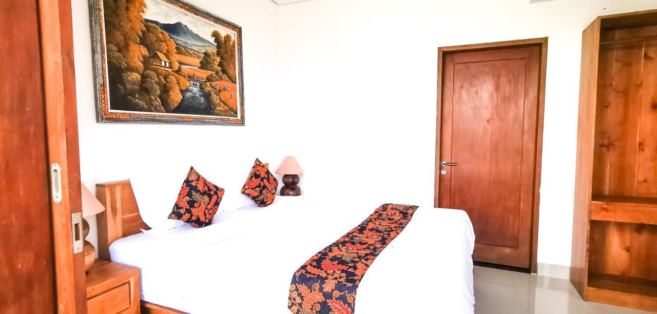 Santi Guest house