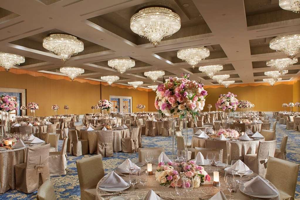 The Mulia Nusa Dua (Bali)