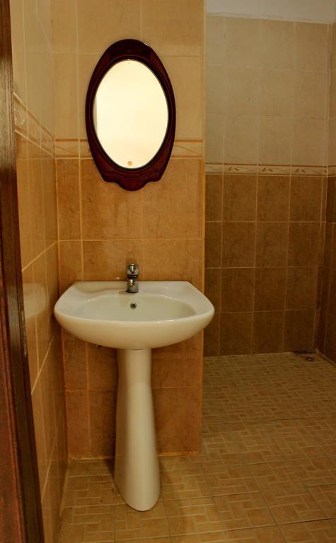 Arya Enny Salon And Guest house Nusa Lembongan (Bali)
