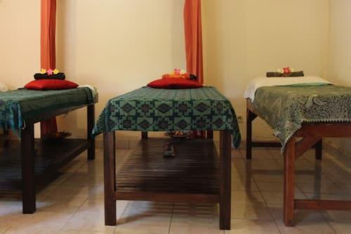 Chonos Hotel